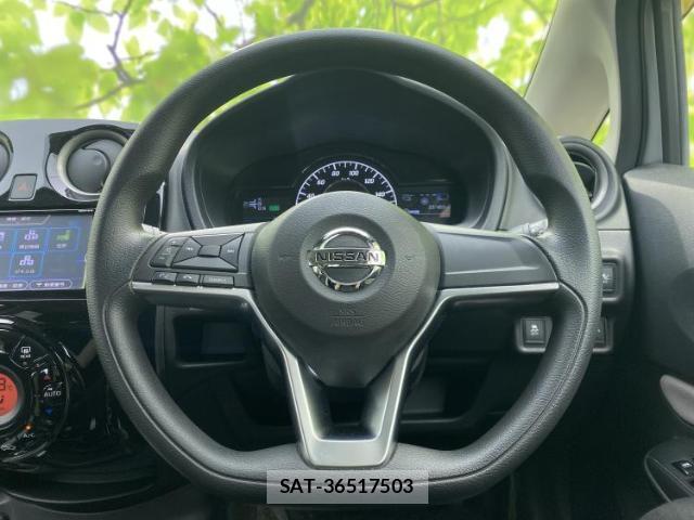 Nissan NOTE 2017-12 8549601-14