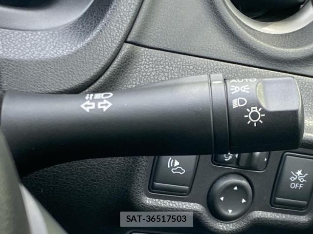 Nissan NOTE 2017-12 8549601-15