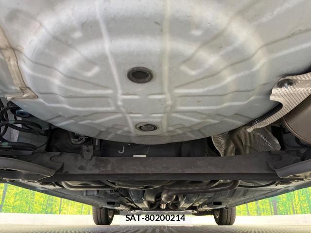 Nissan NOTE 2017-09 8549814-19