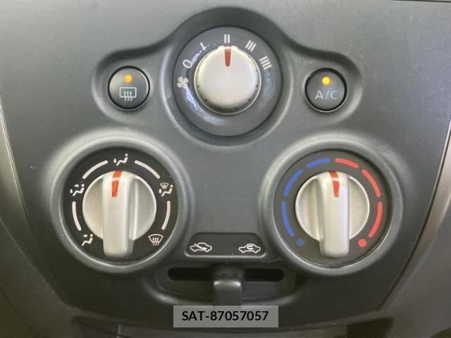 Nissan NOTE 2013-05 8550607-14