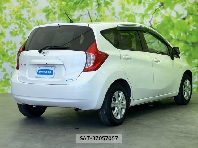 Nissan NOTE 2013-05 8550607-2