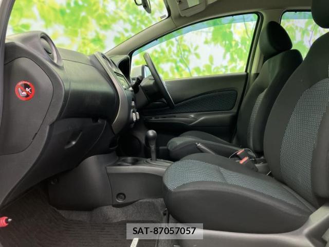 Nissan NOTE 2013-05 8550607-6