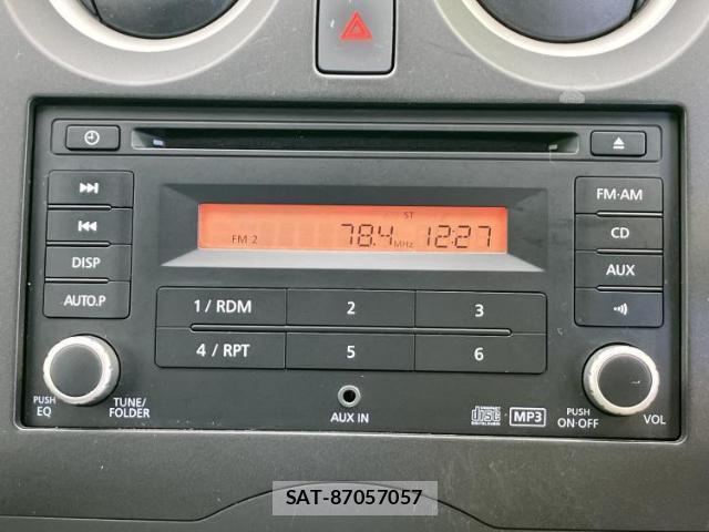 Nissan NOTE 2013-05 8550607-8