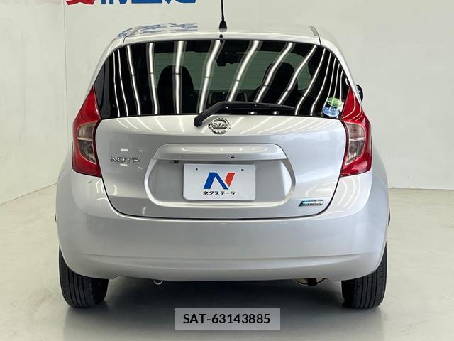 Nissan NOTE 2013-08 8550904-14