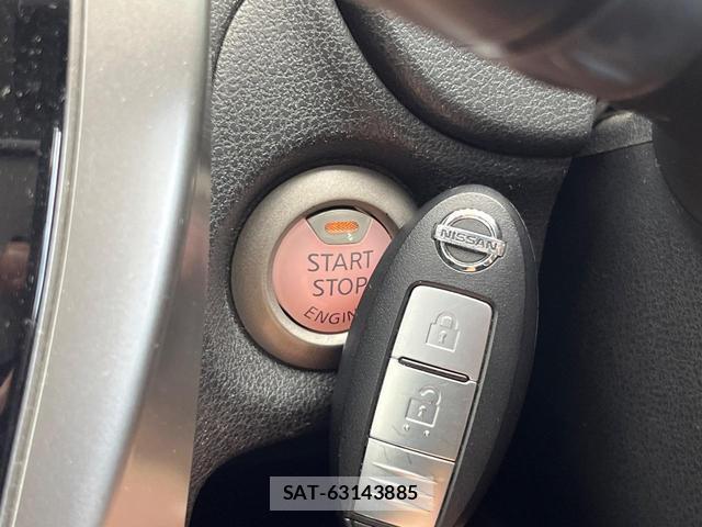 Nissan NOTE 2013-08 8550904-6