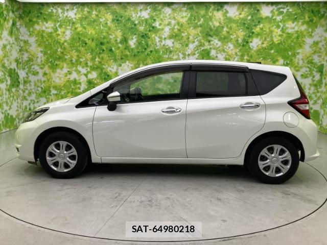 Nissan NOTE 2018-03 8551483-1