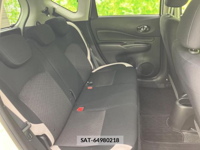 Nissan NOTE 2018-03 8551483-4