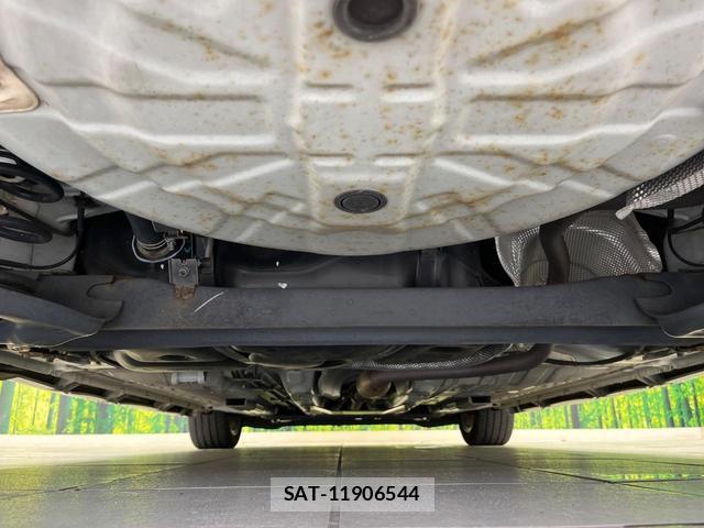 Nissan NOTE 2020-05 8551679-18