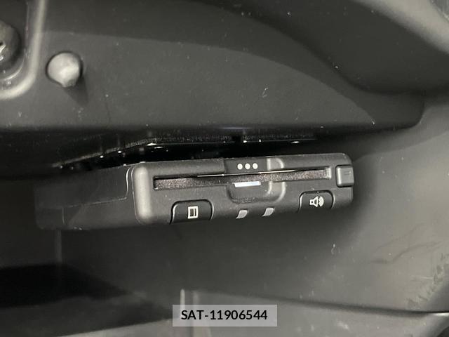 Nissan NOTE 2020-05 8551679-6