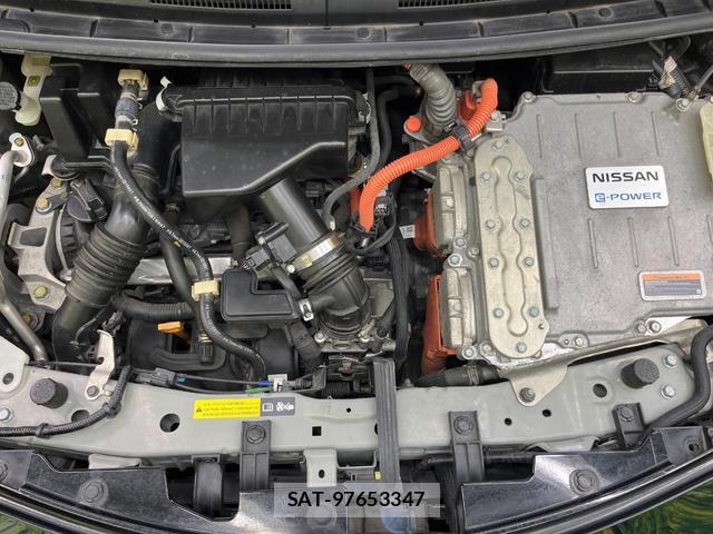Nissan NOTE 2018-04 8551705-17