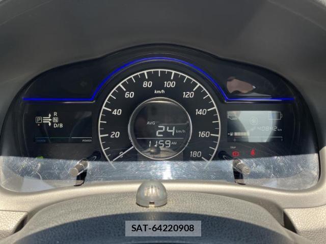 Nissan NOTE 2017-06 8552284-15