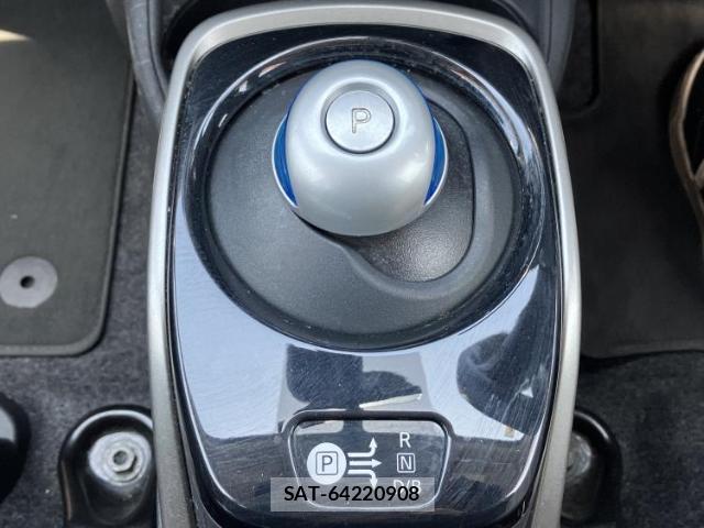 Nissan NOTE 2017-06 8552284-17