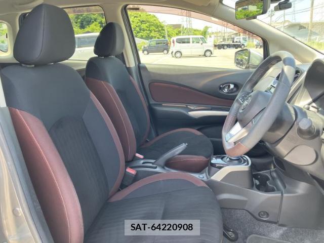 Nissan NOTE 2017-06 8552284-4