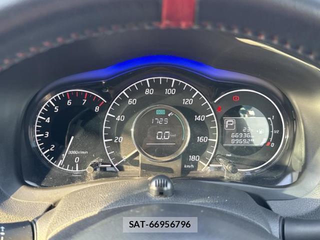 Nissan NOTE 2015-06 8552460-12