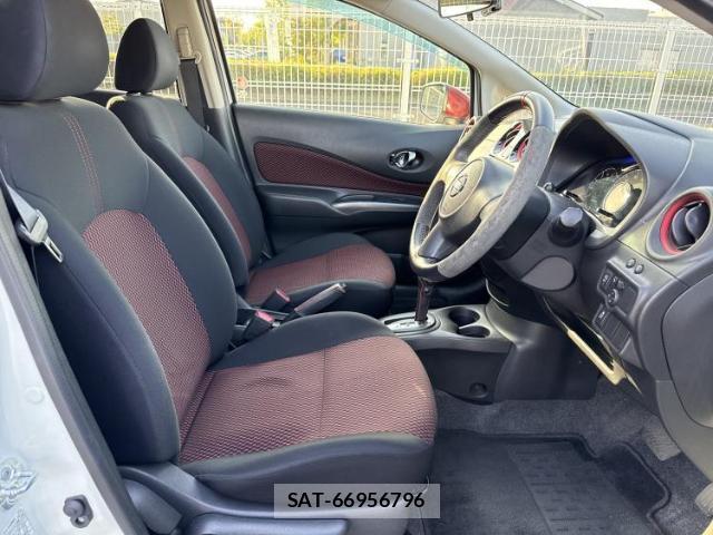 Nissan NOTE 2015-06 8552460-4
