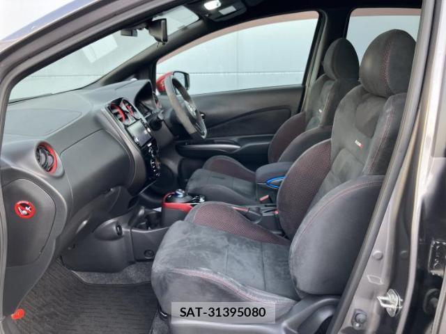 Nissan NOTE 2018-10 8552493-5