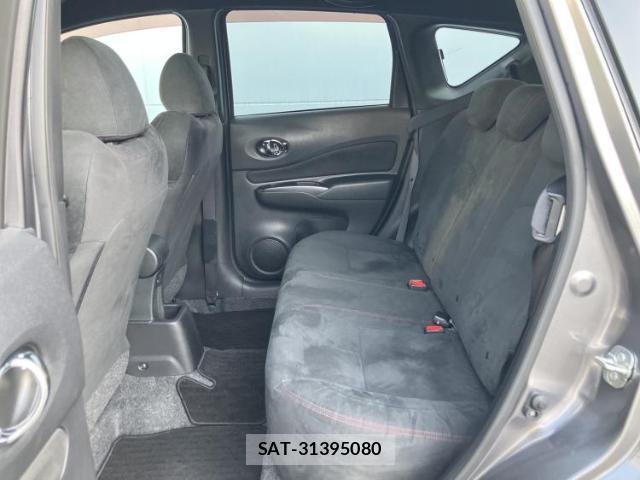Nissan NOTE 2018-10 8552493-7