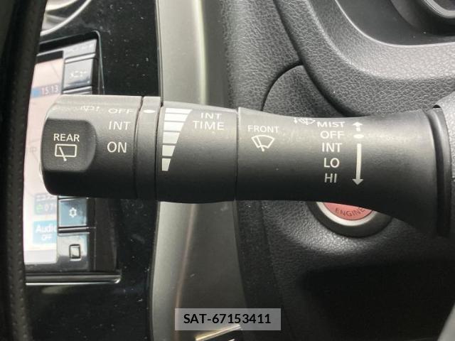 Nissan NOTE 2016-01 8552521-14