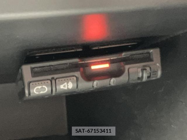 Nissan NOTE 2016-01 8552521-16