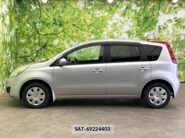 Nissan NOTE 2011-08 8552581-1