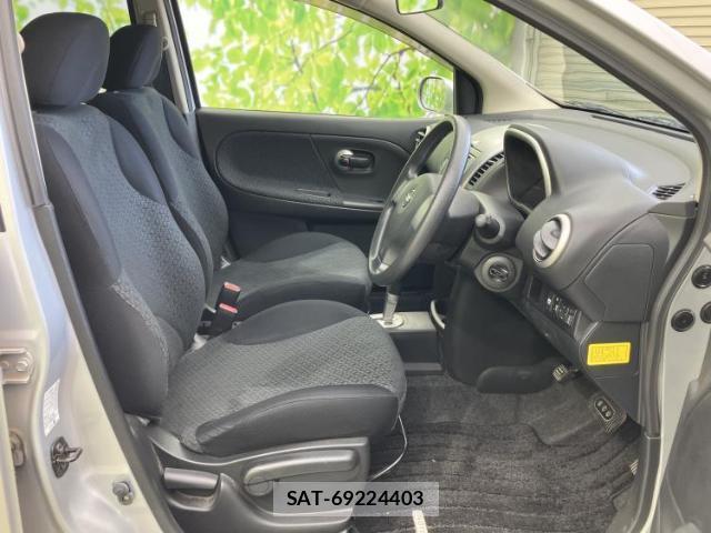 Nissan NOTE 2011-08 8552581-3