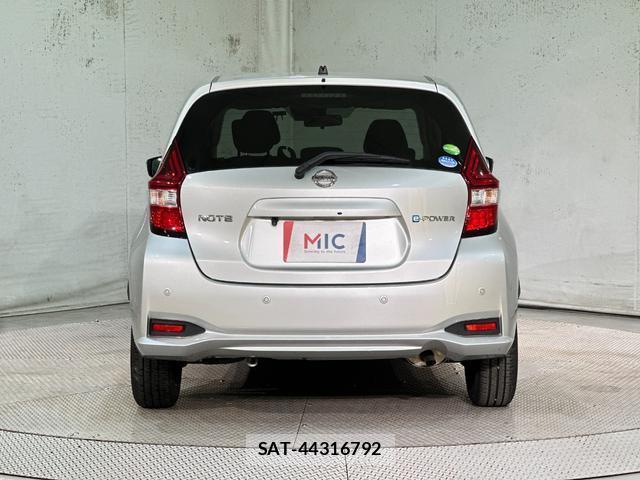 Nissan NOTE 2019-07 8552790-16