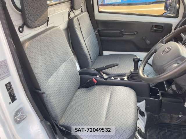Nissan CLIPPER TRUCK 2014-07 8546764-9
