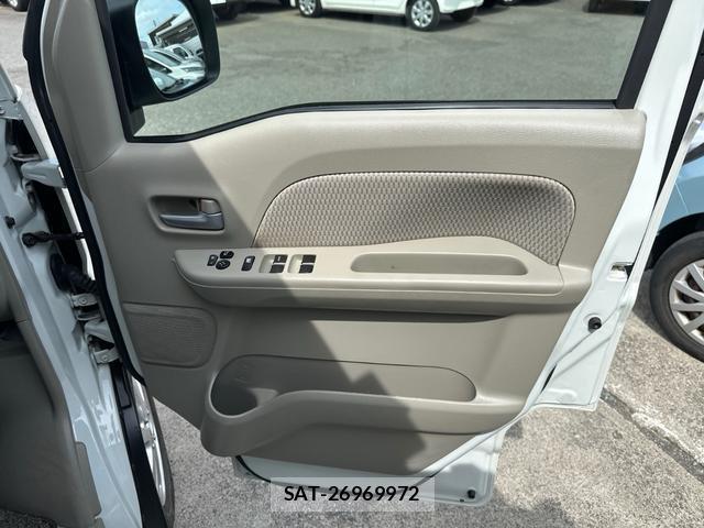 Nissan CLIPPER RIO 2019-10 8548994-17