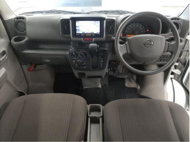 Nissan CLIPPER VAN 2018-07 8551588-2