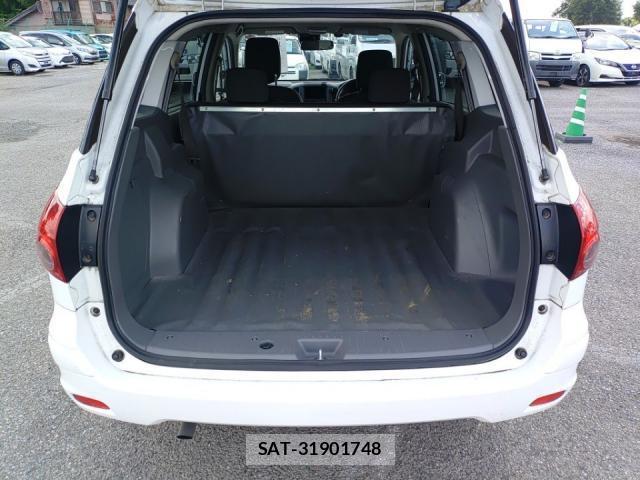 Nissan NV150 AD 2018-08 8546519-5