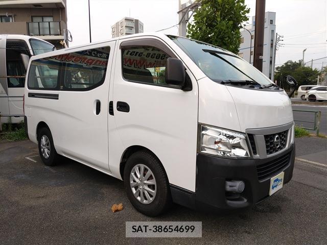 Nissan NV350 Caravan 2014-12 8545687-2