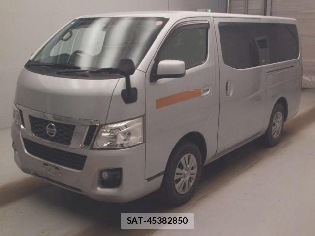 Nissan NV350 Caravan 2013-04 8546252-0