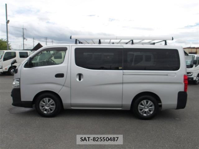 Nissan NV350 Caravan 2021-06 8546798-14