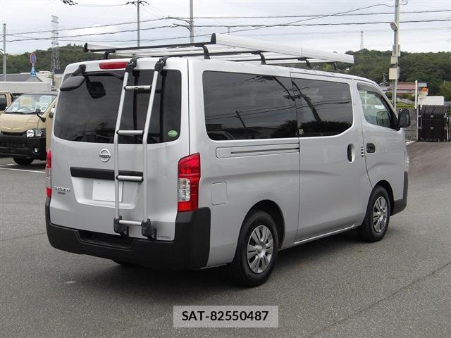 Nissan NV350 Caravan 2021-06 8546798-9