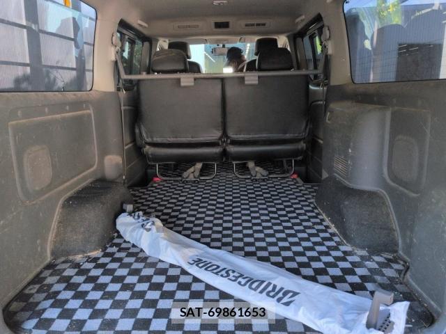 Nissan NV350 Caravan 2014-09 8549864-2