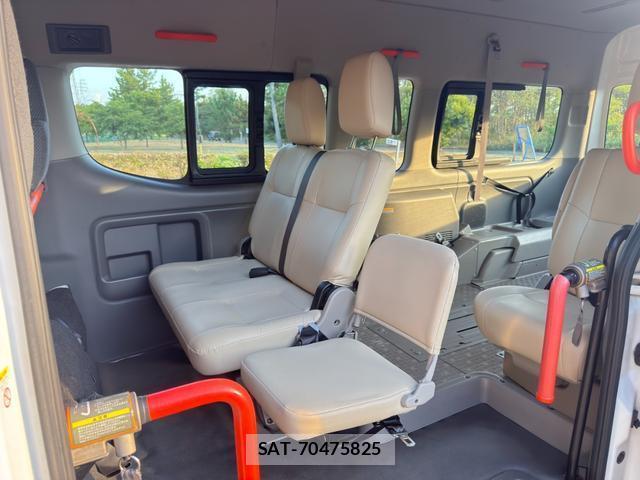 Nissan NV350 Caravan 2016-08 8550060-8
