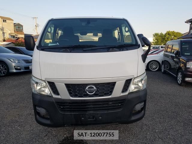 Nissan NV350 Caravan 2016-02 8550481-9