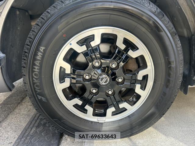 Nissan NV350 Caravan 2017-01 8550721-5