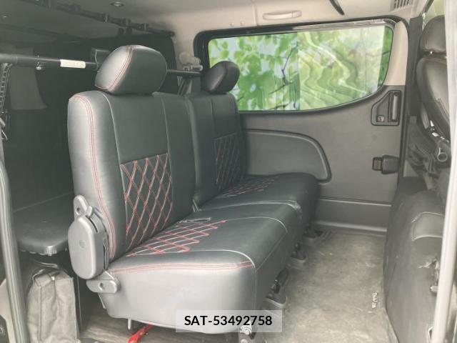 Nissan NV350 Caravan 2021-12 8552426-4