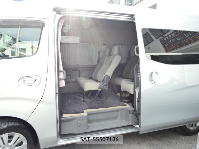 Nissan CARAVAN WAGON 2015-08 8551345-4