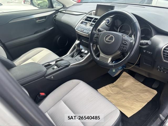 Lexus NX 2016-03 8546589-9
