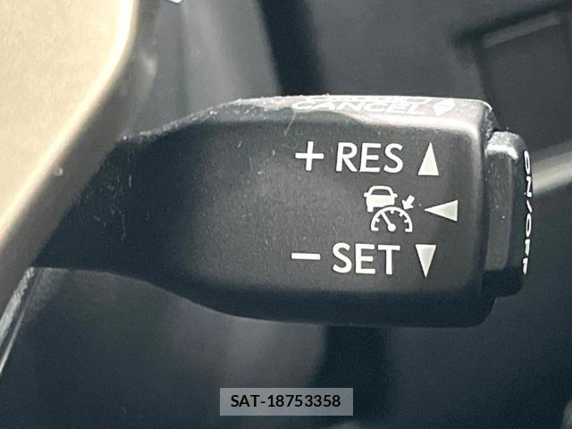 Lexus NX 2016-11 8547001-5