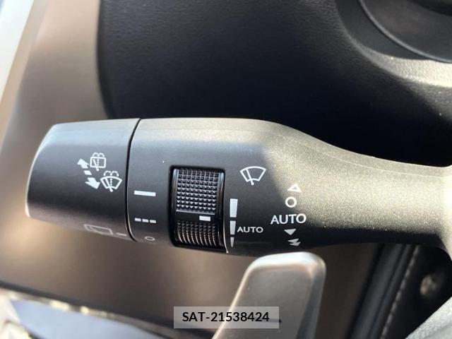 Lexus NX 2019-06 8547624-15