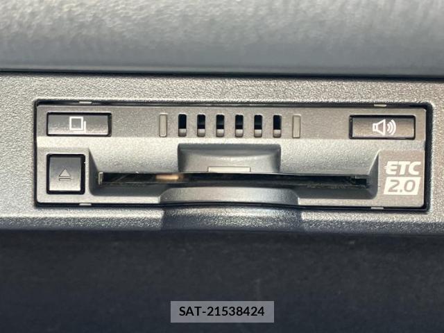 Lexus NX 2019-06 8547624-17