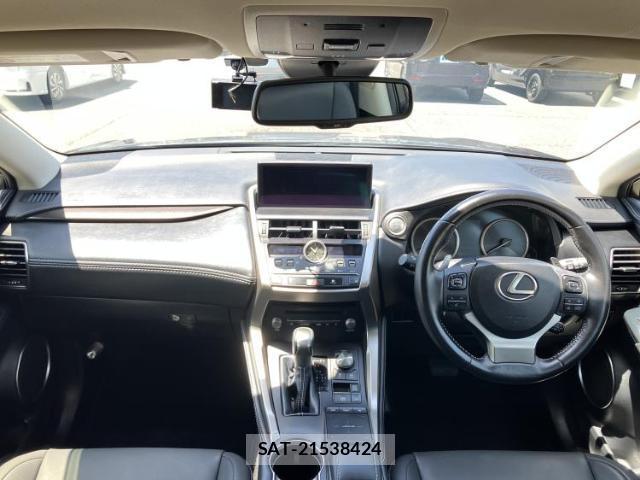 Lexus NX 2019-06 8547624-3