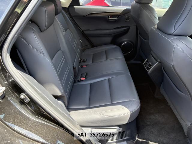 Lexus NX 2015-08 8547636-6