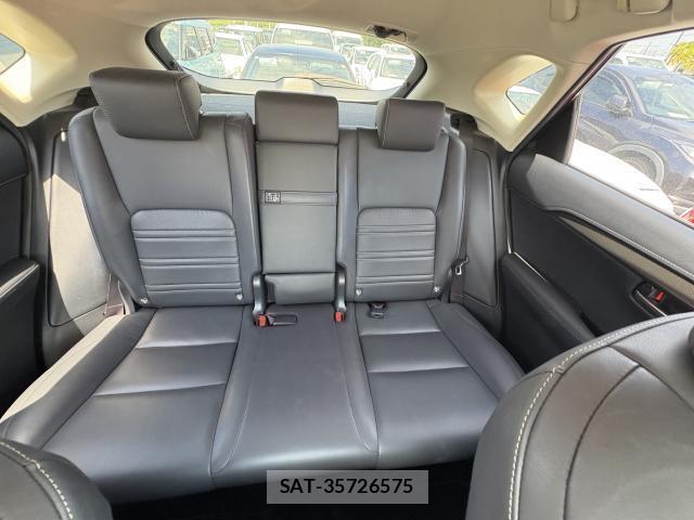 Lexus NX 2015-08 8547636-8