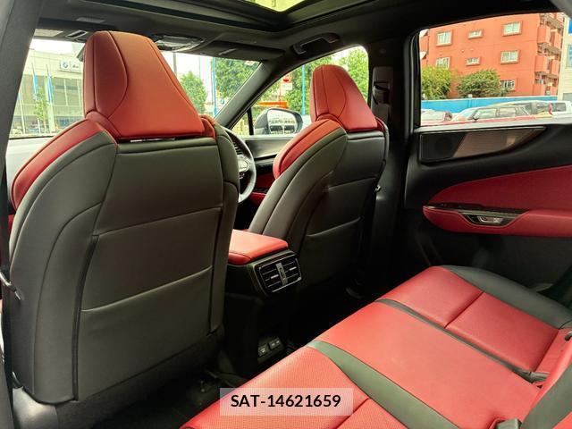 Lexus NX 2023-04 8547758-18