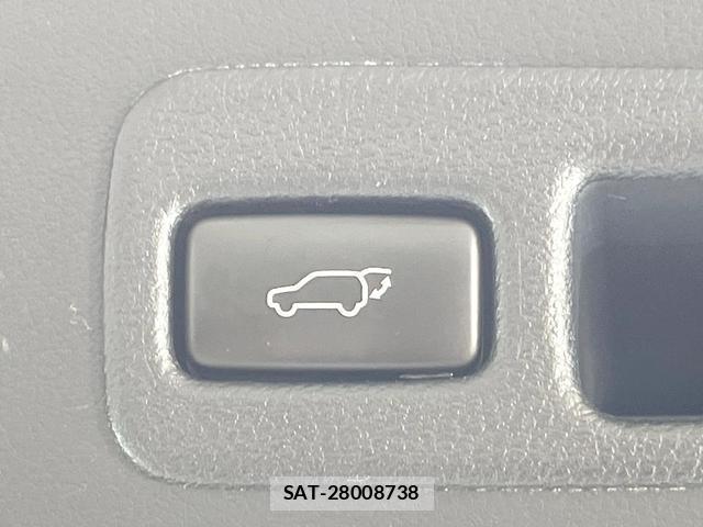 Lexus NX 2015-08 8549698-5