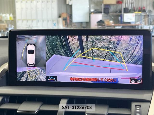 Lexus NX 2018-03 8549824-5